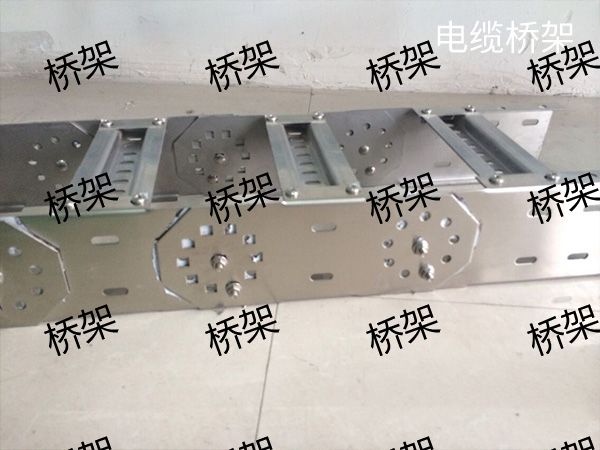 济南电缆桥架13.jpg 济南电缆桥架13.jpg