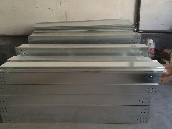 济南电缆桥架厂家