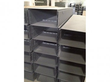 造成山东电缆桥架表皮老化的6原因